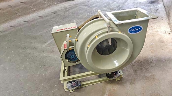 苏州防腐玻璃钢风机厂家