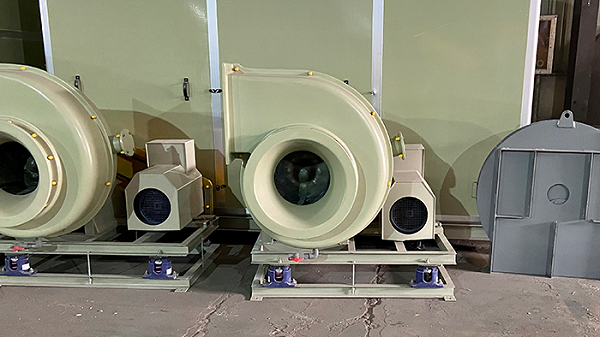 防腐玻璃钢离心通风机厂家