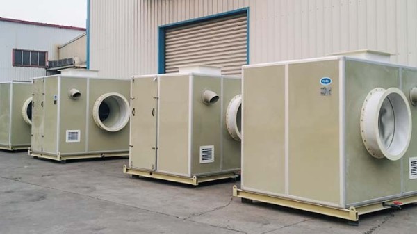 户主选购防腐玻璃钢离心风机箱价位要合理