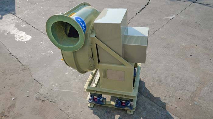 为什么玻璃钢圆口通风机能达到防腐效果？