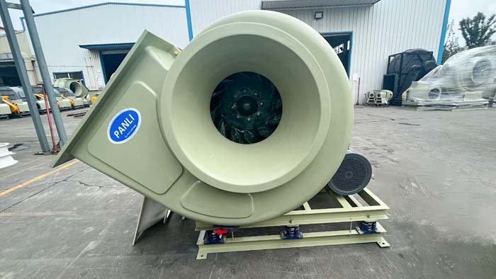 除臭玻璃钢风机在高温环境转动有什么影响？