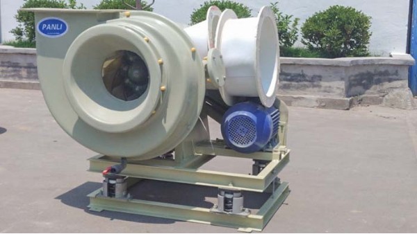 玻璃钢离心风机软连接管道时会有两种情况